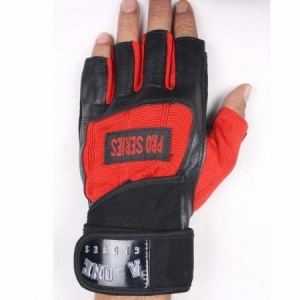 FITNESS WEIGHTLIFTING GLOVES